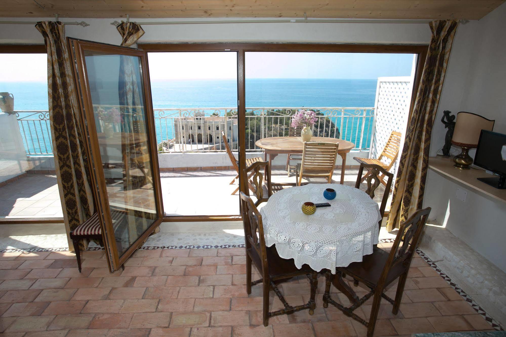 Rocca Delle Clarisse Apartment Tropea Exterior photo