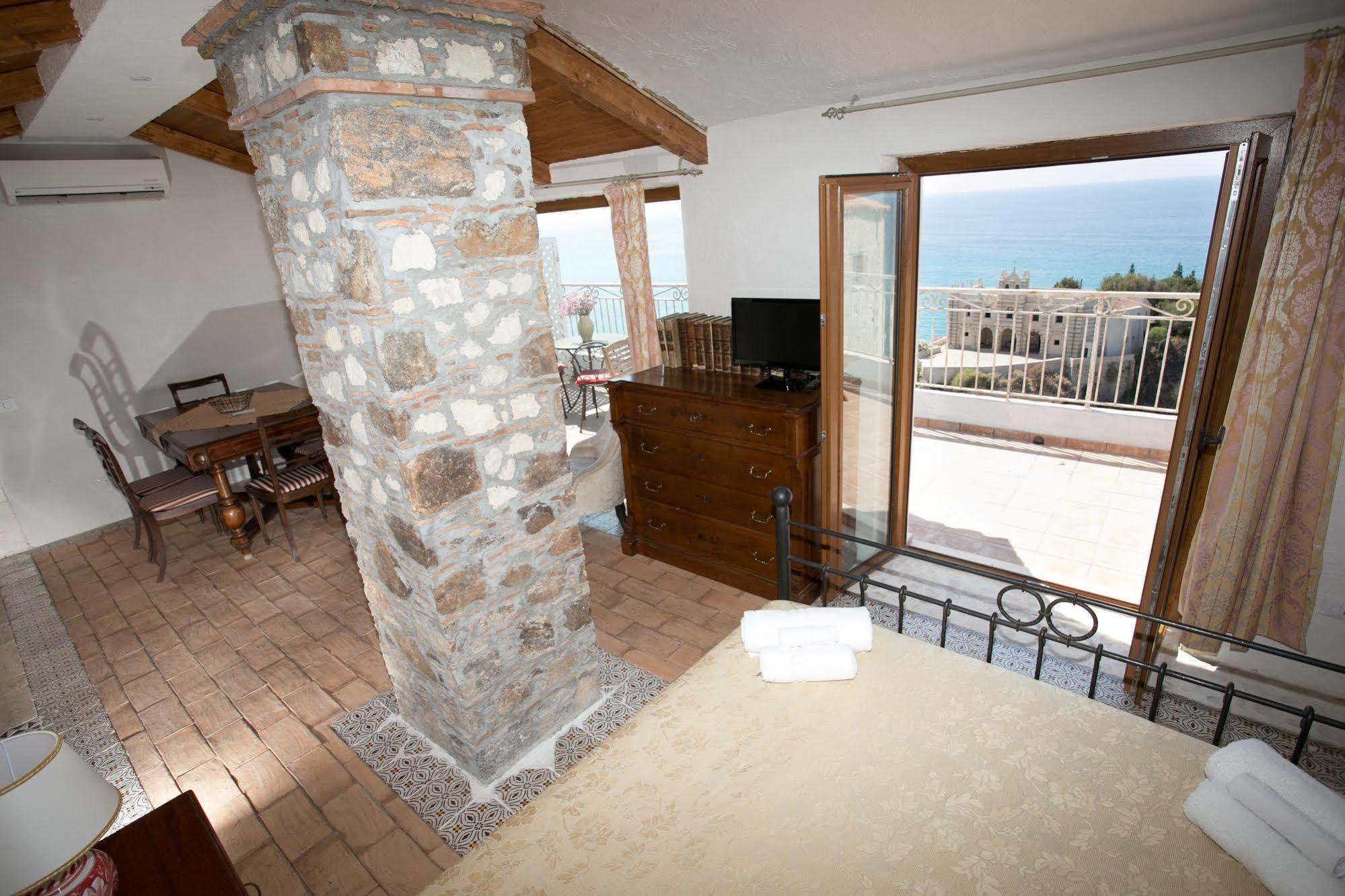 Rocca Delle Clarisse Apartment Tropea Exterior photo