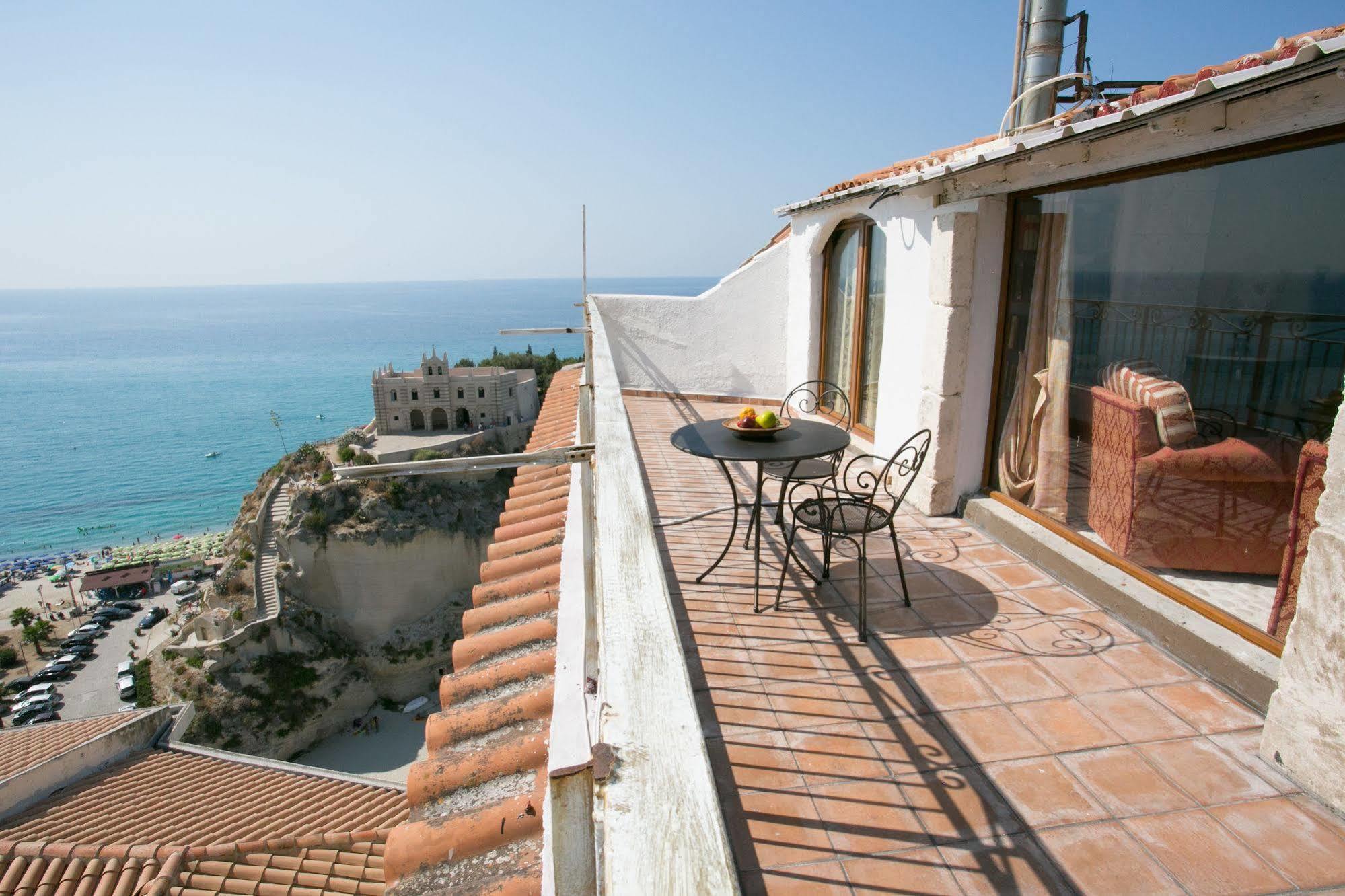 Rocca Delle Clarisse Apartment Tropea Exterior photo